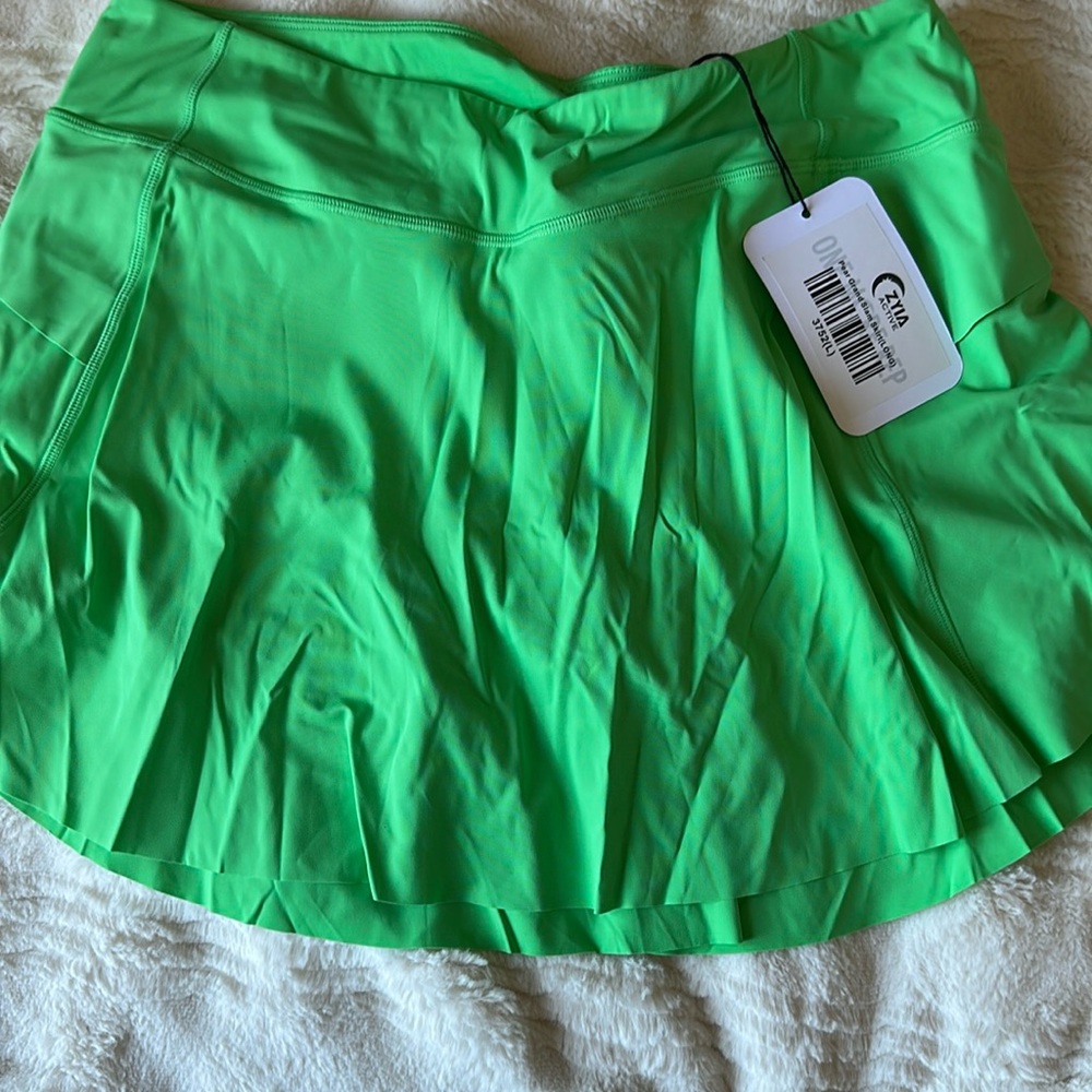 NWT ZYIA Grand Slam Skirt (shorts underneath)